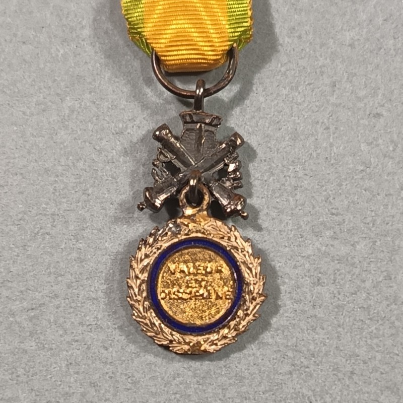 FRANCE REDUCTION DE LA MEDAILLE MILITAIRE MODELE 3 ème REPUBLIQUE EN ARGENT